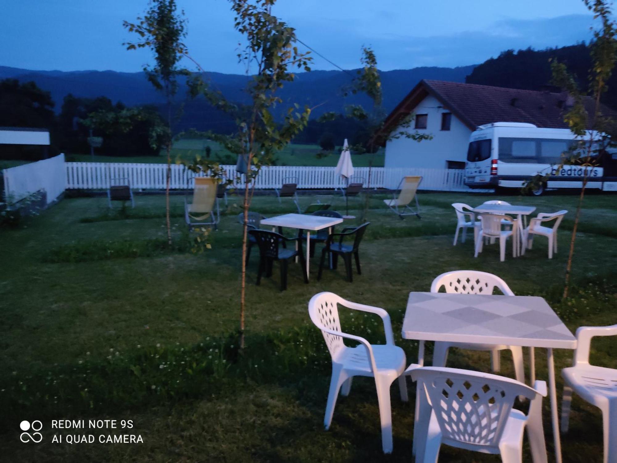 Hacienda Bled Rooms Экстерьер фото